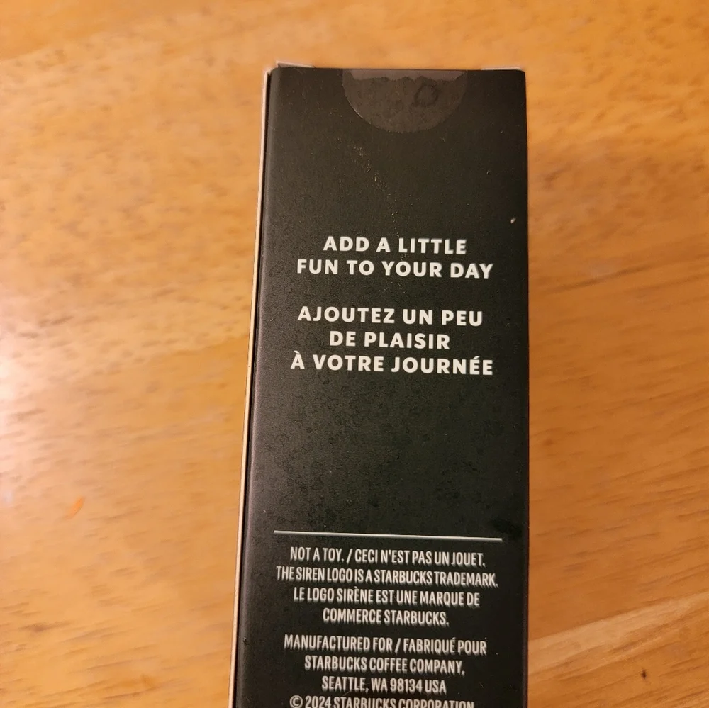 STARBUCKS 2024 Jet Black‎ Pleated Metallic Cold Cup Keychain
